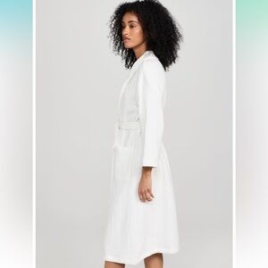 The Barefoot Dreams Malibu Collection Muslin
Cotton Spa Robe